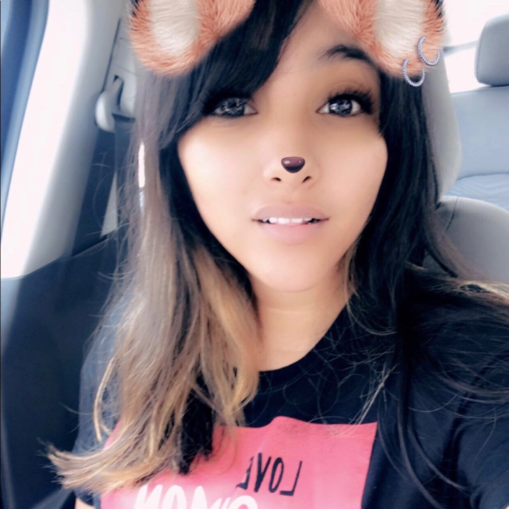 Meet your Posher, Aimee